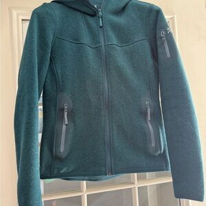Arc'teryx Woman’s Dark Teal Hooded Jacket